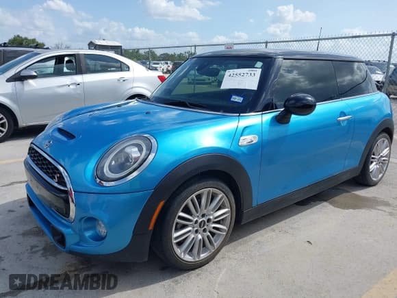 ✅ 2019 MINI Hardtop Cooper S • VIN: WMWXP7C50K2A51886 • Lot: 42552733. Wystawiony na IAAI z przebiegiem 76 710 mil. Bezpłatny archiwum sprzedaży aukcyjnych z USA i szczegółowy raport historii pojazdu na DreamBid. Zdjęcie 2.
