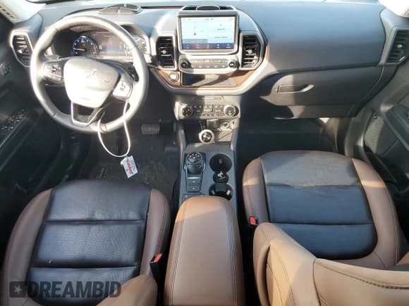 ✅ 2024 Ford Bronco Sport Badlands • VIN: 3FMCR9D94RRE35788 • Lot: 82397645. Listed on Copart with 38,286 mi. Free auction sales archive from the USA and detailed vehicle history report at DreamBid. Image 8.