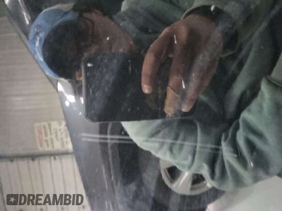 ✅ 2020 Chevrolet Traverse LT Cloth • VIN: 1GNEVGKW5LJ136101 • Lot: 42141799. Wystawiony na IAAI z przebiegiem 80 812 mil. Bezpłatny archiwum sprzedaży aukcyjnych z USA i szczegółowy raport historii pojazdu na DreamBid. Zdjęcie 1.