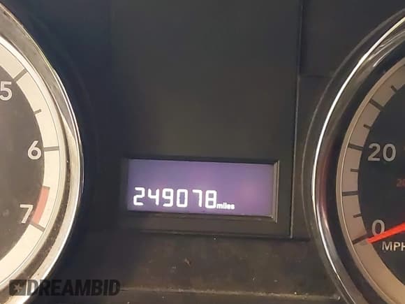 ✅ 2015 Dodge Grand Caravan SE • VIN: 2C4RDGBG6FR724756 • Lot: 42897032. Wystawiony na IAAI z przebiegiem 249 078 mil. Bezpłatny archiwum sprzedaży aukcyjnych z USA i szczegółowy raport historii pojazdu na DreamBid. Zdjęcie 7.