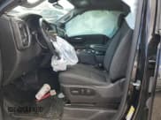 ✅ 2021 Chevrolet Silverado 1500 LT • VIN: 1GCRYJEK0MZ442150 • Lot: 69899544. Wystawiony na Copart z przebiegiem 27 499 mil. Bezpłatny archiwum sprzedaży aukcyjnych z USA i szczegółowy raport historii pojazdu na DreamBid. Zdjęcie 7.