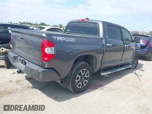 ✅ 2020 Toyota Tundra Limited • VIN: 5TFHY5F14LX954142 • Лот: 42313503. Опубликован ранее на IAAI с пробегом 113 857 миль. Бесплатный доступ к архиву аукционных продаж из США и подробный отчёт об истории автомобиля на DreamBid. Изображение 4.