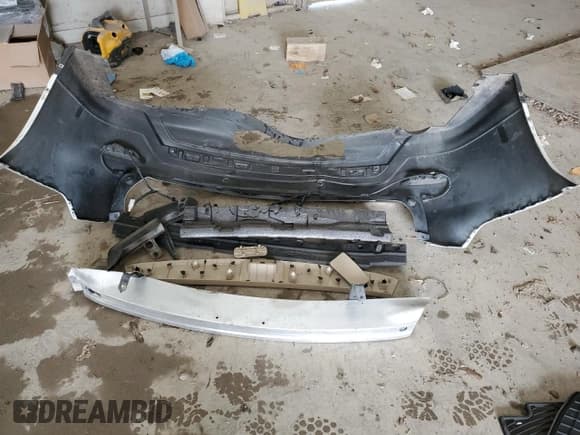 ✅ 2016 Nissan Pathfinder Platinum • VIN: 5N1AR2MN9GC605098 • Lot: 92939475. Listed on Copart with 82,688 mi. Free auction sales archive from the USA and detailed vehicle history report at DreamBid. Image 13.