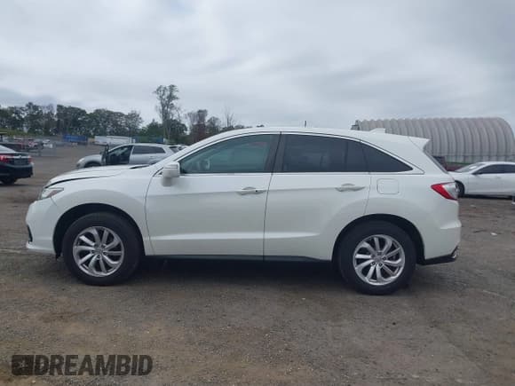 ✅ 2017 Acura RDX Technology • VIN: 5J8TB4H50HL022851 • Lot: 43268297. Listed on IAAI with 96,352 mi. Free auction sales archive from the USA and detailed vehicle history report at DreamBid. Image 14.