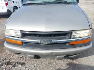✅ 1999 Chevrolet S-10 • VIN: 1GCCS144XX8186944 • Лот: 42250440. Опубликован ранее на IAAI с пробегом 182 741 миль. Бесплатный доступ к архиву аукционных продаж из США и подробный отчёт об истории автомобиля на DreamBid. Изображение 6.