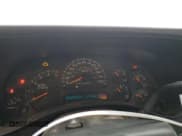 ✅ 2006 Chevrolet Silverado 2500HD LT2 • VIN: 1GCHK23D36F190230 • Lot: 87080494. Wystawiony na Copart z przebiegiem 239 942 mil. Bezpłatny archiwum sprzedaży aukcyjnych z USA i szczegółowy raport historii pojazdu na DreamBid. Zdjęcie 9.