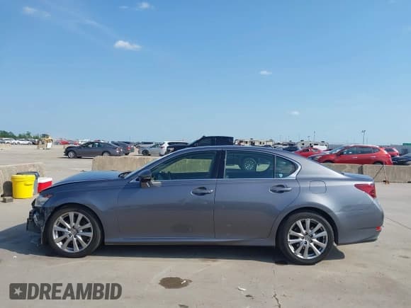 ✅ 2013 Lexus GS 350 • VIN: JTHBE1BL0D5011921 • Lot: 42026835. Listed on IAAI with 274,942 mi. Free auction sales archive from the USA and detailed vehicle history report at DreamBid. Image 14.