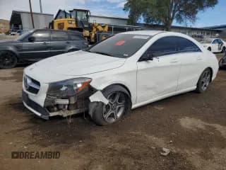 ✅ 2019 Mercedes-Benz CLA 250 • VIN: WDDSJ4EB6KN720762 • Лот: 67242015. Опубликован ранее на Copart с пробегом 89 686 миль. Бесплатный доступ к архиву аукционных продаж из США и подробный отчёт об истории автомобиля на DreamBid. Изображение 1.