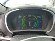 ✅ 2017 Chevrolet Volt LT • VIN: 1G1RA6S52HU112053 • Lot: 66568164. Wystawiony na Copart z przebiegiem 59 552 mil. Bezpłatny archiwum sprzedaży aukcyjnych z USA i szczegółowy raport historii pojazdu na DreamBid. Zdjęcie 9.