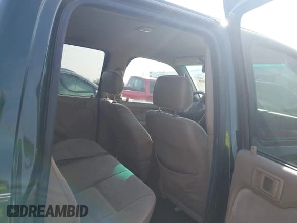 ✅ 2003 Toyota Tacoma • VIN: 5TEHN72N93Z305233 • Lot: 43746758. Wystawiony na IAAI z przebiegiem 201 283 mil. Bezpłatny archiwum sprzedaży aukcyjnych z USA i szczegółowy raport historii pojazdu na DreamBid. Zdjęcie 8.