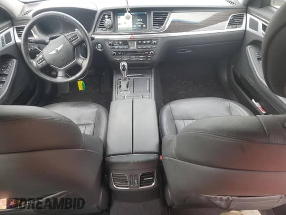 2015 Hyundai Genesis 3.8L z VIN KMHGN4JE0FU067258, wystawiony jako Copart lot #77744124 z przebiegiem 80 317 mil mil oraz Szkoda całkowita • Salvage title. Historia ofert i sprzedaży dostępna na DreamBid. Obrazek 8.