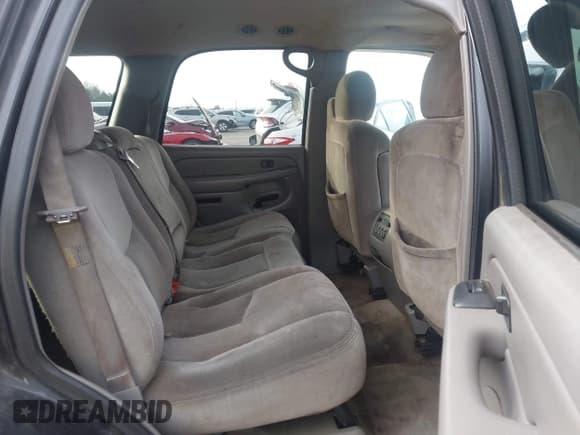 ✅ 2004 GMC Yukon SLE • VIN: 1GKEK13V34J237485 • Lot: 43735772. Wystawiony na IAAI z przebiegiem 203 693 mil. Bezpłatny archiwum sprzedaży aukcyjnych z USA i szczegółowy raport historii pojazdu na DreamBid. Zdjęcie 8.