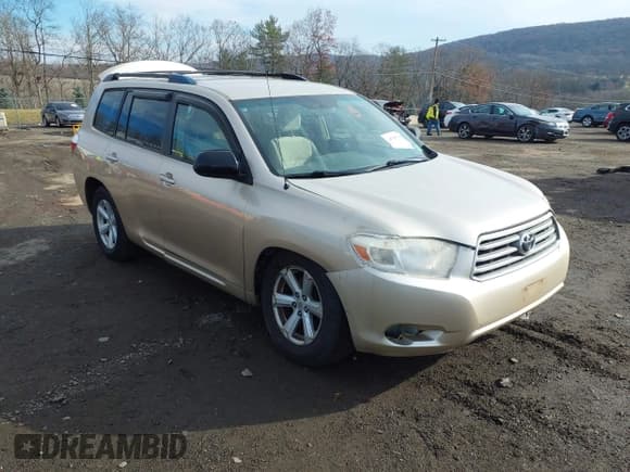 ✅ 2010 Toyota Highlander • VIN: JTEZK3EH0A2106063 • Lot: 43753928. Listed on IAAI with 207,504 mi. Free auction sales archive from the USA and detailed vehicle history report at DreamBid. Image 1.