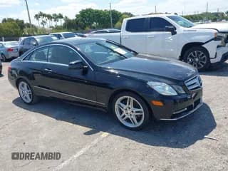 ✅ 2013 Mercedes-Benz E 350 • VIN: WDDKJ5KB1DF212769 • Lot: 42064928. Wystawiony na IAAI z przebiegiem 62 500 mil. Bezpłatny archiwum sprzedaży aukcyjnych z USA i szczegółowy raport historii pojazdu na DreamBid. Zdjęcie 1.