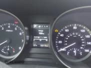 ✅ 2017 Hyundai Santa Fe SE • VIN: KM8SMDHF2HU236582 • Lot: 43593810. Wystawiony na IAAI z przebiegiem 193 175 mil. Bezpłatny archiwum sprzedaży aukcyjnych z USA i szczegółowy raport historii pojazdu na DreamBid. Zdjęcie 7.