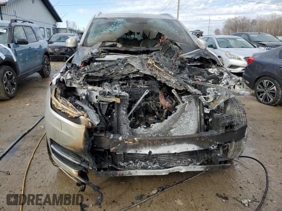 ✅ 2016 Volvo XC90 T8 Inscription • VIN: YV4BC0PLXG1076889 • Лот: 46849245. Опубликован ранее на Copart с пробегом Не указан. Бесплатный доступ к архиву аукционных продаж из США и подробный отчёт об истории автомобиля на DreamBid. Изображение 5.