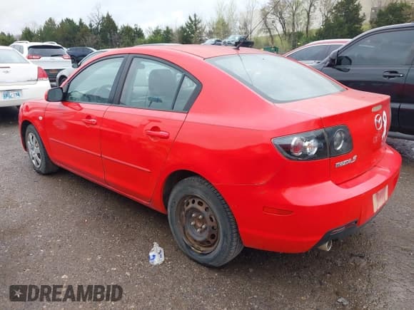 ✅ 2008 Mazda 3 i Touring • VIN: JM1BK12F581777760 • Lot: 41919385. Wystawiony na IAAI z przebiegiem 118 146 mil. Bezpłatny archiwum sprzedaży aukcyjnych z USA i szczegółowy raport historii pojazdu na DreamBid. Zdjęcie 3.