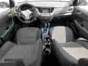 ✅ 2019 Hyundai Accent SE • VIN: 3KPC24A34KE054970 • Lot: 64653784. Wystawiony na Copart z przebiegiem 46 651 mil mil. Skorzystaj z bezpłatnego archiwum sprzedaży aukcyjnych z USA i zobacz szczegółowy raport historii pojazdu na DreamBid. Zdjęcie 8.