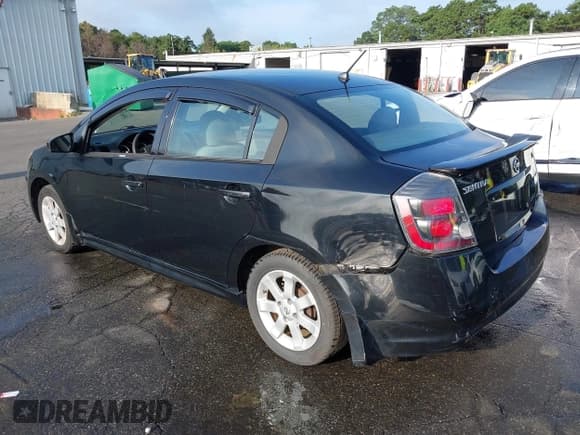 ✅ 2010 Nissan Sentra SR • VIN: 3N1AB6AP4AL715030 • Lot: 42966275. Listed on IAAI with 122,862 mi. Free auction sales archive from the USA and detailed vehicle history report at DreamBid. Image 6.