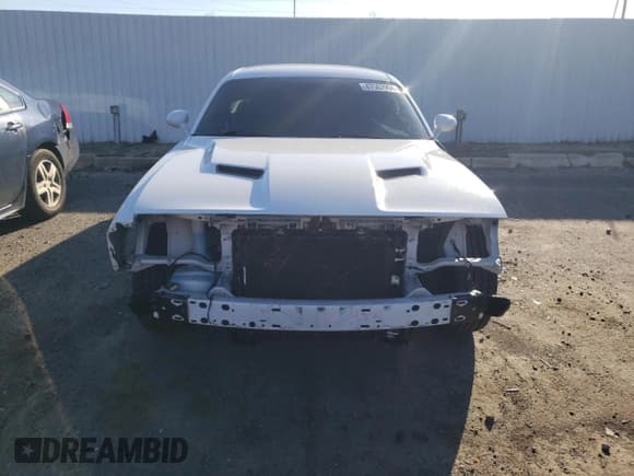 ✅ 2017 Dodge Challenger R/T • VIN: 2C3CDZBT5HH627169 • Lot: 47502994. Wystawiony na Copart z przebiegiem 42 201 mil. Bezpłatny archiwum sprzedaży aukcyjnych z USA i szczegółowy raport historii pojazdu na DreamBid. Zdjęcie 5.