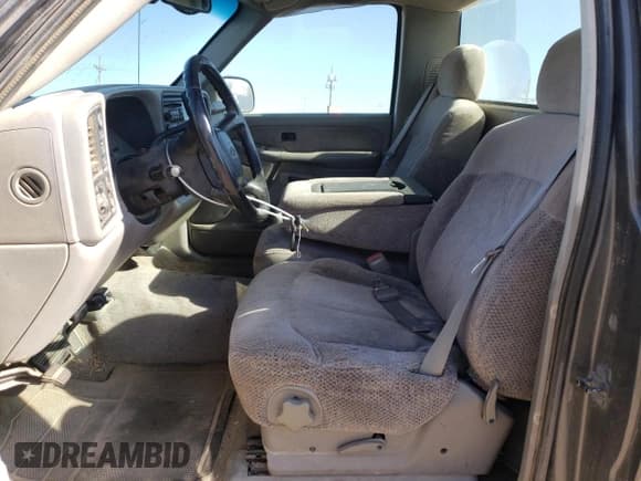 ✅ 1999 Chevrolet Silverado 1500 • VIN: 1GCEK14T3XE167881 • Лот: 77470344. Опубликован ранее на Copart с пробегом 165 062 миль. Бесплатный доступ к архиву аукционных продаж из США и подробный отчёт об истории автомобиля на DreamBid. Изображение 7.