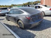 ✅ 2022 Tesla Model 3 • VIN: 5YJ3E1EA3NF185238 • Lot: 87108015. Wystawiony na Copart z przebiegiem 82 147 mil. Bezpłatny archiwum sprzedaży aukcyjnych z USA i szczegółowy raport historii pojazdu na DreamBid. Zdjęcie 2.