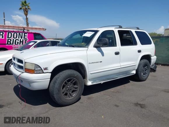 ✅ 2000 Dodge Durango • VIN: 1B4HS28N2YF237569 • Lot: 42620463. Wystawiony na IAAI z przebiegiem Nie podano. Bezpłatny archiwum sprzedaży aukcyjnych z USA i szczegółowy raport historii pojazdu na DreamBid. Zdjęcie 6.