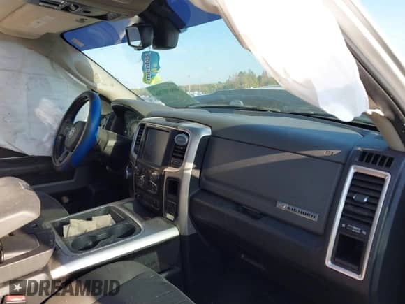 2016 Ram 1500 Big Horn with VIN 1C6RR6LT7GS263422, listed as a IAAI auction lot 40690786 with 213,354 mi miles and . Bid and sale history available at DreamBid. Image 5.