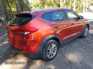 ✅ 2016 Hyundai Tucson SE • VIN: KM8J33A46GU097363 • Лот: 43350486. Опубликован ранее на IAAI с пробегом 69 463 миль. Бесплатный доступ к архиву аукционных продаж из США и подробный отчёт об истории автомобиля на DreamBid. Изображение 4.