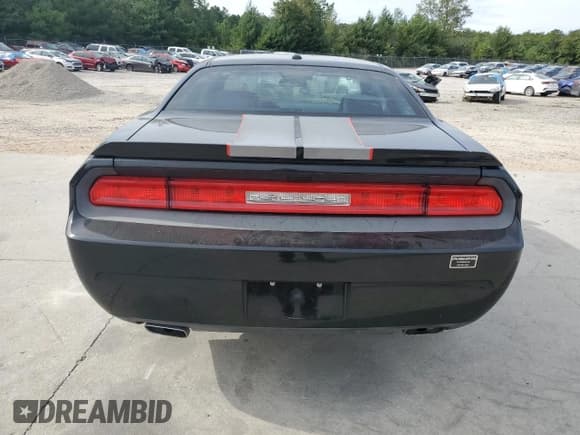✅ 2011 Dodge Challenger • VIN: 2B3CJ4DG0BH570315 • Lot: 70276054. Wystawiony na Copart z przebiegiem 181 808 mil. Bezpłatny archiwum sprzedaży aukcyjnych z USA i szczegółowy raport historii pojazdu na DreamBid. Zdjęcie 6.