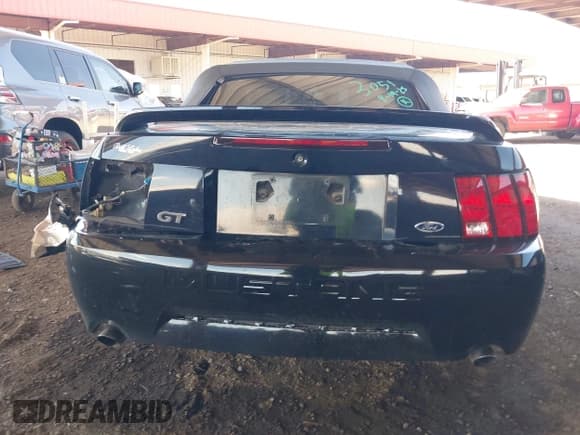 ✅ 2000 Ford Mustang GT • VIN: 1FAFP45X0YF268144 • Lot: 43101059. Wystawiony na IAAI z przebiegiem 71 791 mil. Bezpłatny archiwum sprzedaży aukcyjnych z USA i szczegółowy raport historii pojazdu na DreamBid. Zdjęcie 16.