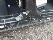 ✅ 2024 BMW 3 Series 330i xDrive • VIN: 3MW89FF04R8E47059 • Lot: 42200058. Wystawiony na IAAI z przebiegiem 21 719 mil. Bezpłatny archiwum sprzedaży aukcyjnych z USA i szczegółowy raport historii pojazdu na DreamBid. Zdjęcie 17.