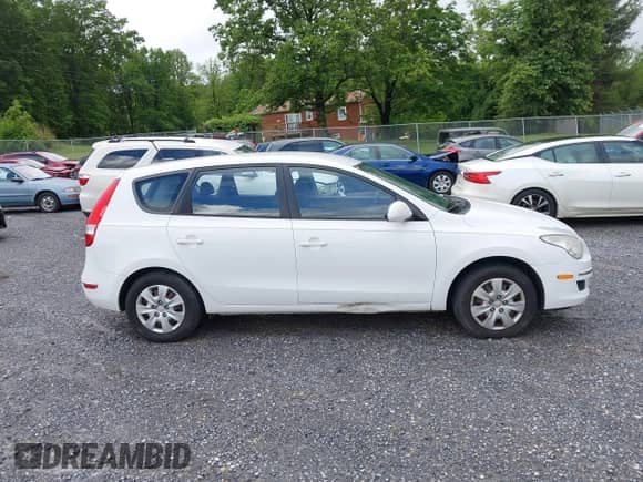 ✅ 2012 Hyundai Elantra GLS • VIN: KMHDB8AEXCU143258 • Лот: 42249265. Размещён на IAAI с пробегом 200 960 миль миль. Получите бесплатный доступ к архиву аукционных продаж из США и посмотрите подробный отчёт об истории автомобиля на DreamBid. Изображение 13.