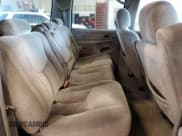 ✅ 2005 Chevrolet Suburban LT • VIN: 1GNFK16Z35J128757 • Lot: 63854665. Listed on Copart with 463,086 mi. Free auction sales archive from the USA and detailed vehicle history report at DreamBid. Image 11.