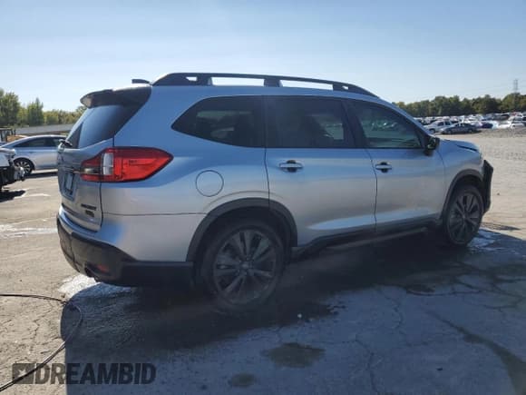 ✅ 2022 Subaru Ascent Onyx • VIN: 4S4WMAJD1N3436041 • Lot: 87256125. Listed on Copart with 44,618 mi. Free auction sales archive from the USA and detailed vehicle history report at DreamBid. Image 3.