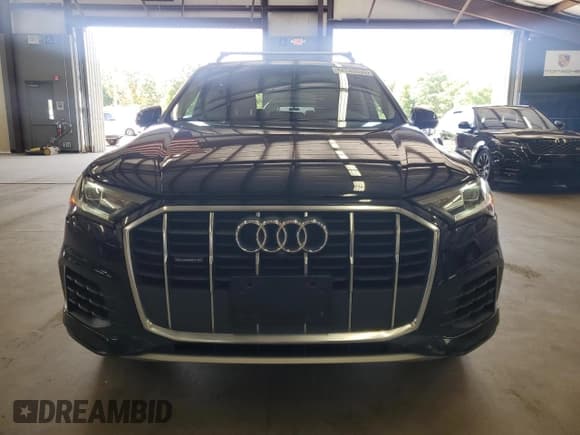 ✅ 2020 Audi Q7 Premium Plus • VIN: WA1LXAF78LD001343 • Лот: 84245935. Опубликован ранее на Copart с пробегом 93 769 миль. Бесплатный доступ к архиву аукционных продаж из США и подробный отчёт об истории автомобиля на DreamBid. Изображение 5.