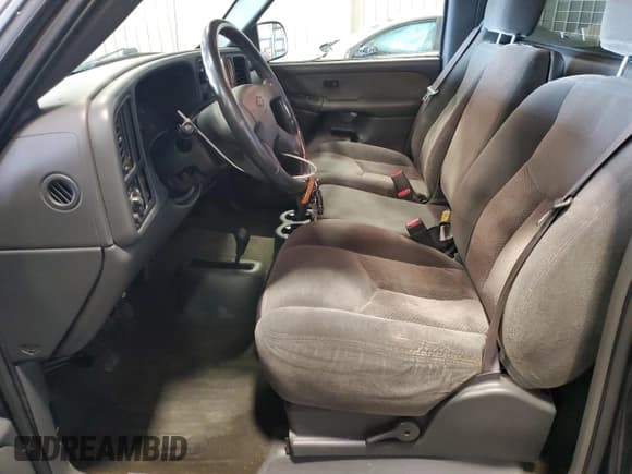 ✅ 2003 Chevrolet Silverado 1500 LS • VIN: 1GCEK14T03Z294736 • Lot: 84880685. Listed on Copart with 106,450 mi. Free auction sales archive from the USA and detailed vehicle history report at DreamBid. Image 7.