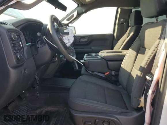 ✅ 2024 Chevrolet Silverado 1500 Work Truck • VIN: 3GCPDAEK4RG216817 • Лот: 89876795. Опубликован ранее на Copart с пробегом 31 441 миль. Бесплатный доступ к архиву аукционных продаж из США и подробный отчёт об истории автомобиля на DreamBid. Изображение 7.