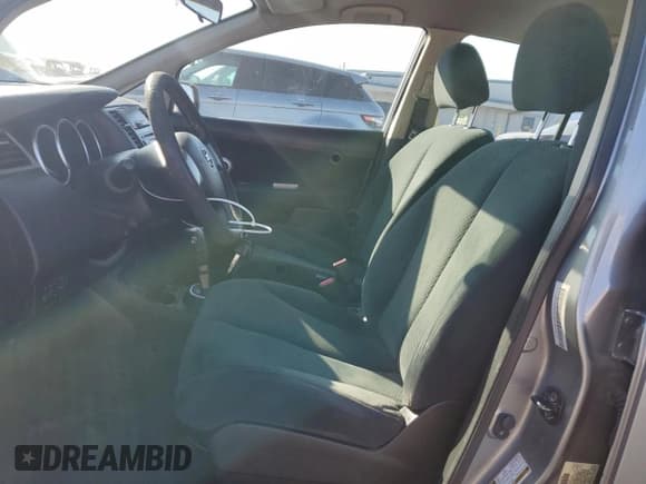 ✅ 2011 Nissan Versa S • VIN: 3N1BC1CP6BL492086 • Lot: 82763625. Listed on Copart with 162,528 mi. Free auction sales archive from the USA and detailed vehicle history report at DreamBid. Image 7.