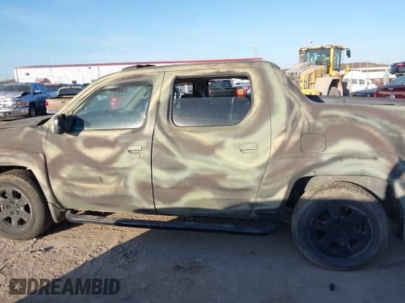 ✅ 2006 Honda Ridgeline RTL • VIN: 2HJYK16586H504981 • Lot: 43705017. Wystawiony na IAAI z przebiegiem 263 678 mil. Bezpłatny archiwum sprzedaży aukcyjnych z USA i szczegółowy raport historii pojazdu na DreamBid. Zdjęcie 13.