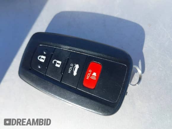 2021 Toyota Camry Hybrid XSE с VIN 4T1K31AK2MU023604, выставлен на аукционе IAAI как лот 41476057 с пробегом 26 211 миль миль и . История ставок и продаж доступна на DreamBid. Изображение 11.