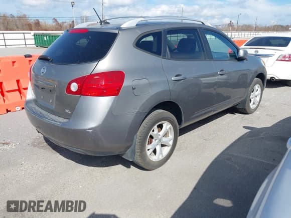 ✅ 2008 Nissan Rogue SL • VIN: JN8AS58T08W017128 • Lot: 41523390. Wystawiony na IAAI z przebiegiem 158 281 mil. Bezpłatny archiwum sprzedaży aukcyjnych z USA i szczegółowy raport historii pojazdu na DreamBid. Zdjęcie 4.