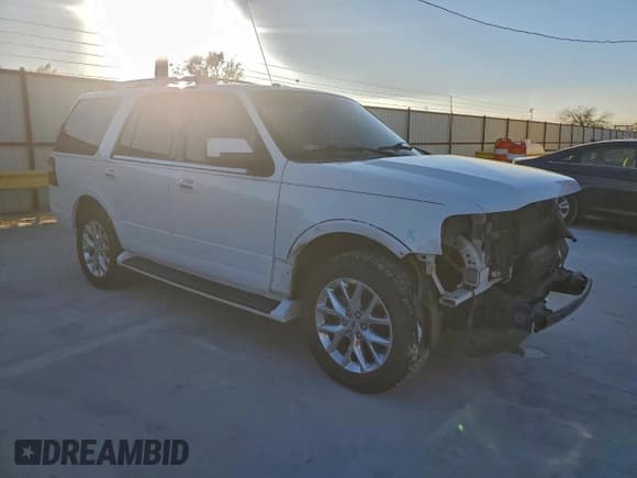 ✅ 2016 Ford Expedition Limited • VIN: 1FMJU1KT8GEF31817 • Lot: 94370085. Wystawiony na Copart z przebiegiem 192 550 mil. Bezpłatny archiwum sprzedaży aukcyjnych z USA i szczegółowy raport historii pojazdu na DreamBid. Zdjęcie 4.