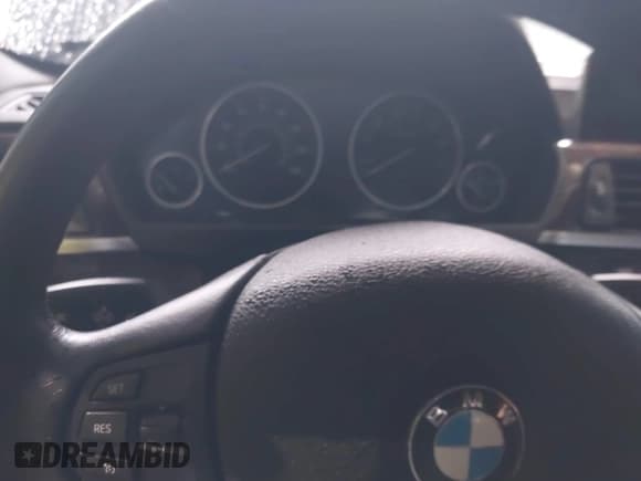 ✅ 2015 BMW 3 Series 320i • VIN: WBA3B1G54FNT07713 • Лот: 43511028. Опубликован ранее на IAAI с пробегом Не указан. Бесплатный доступ к архиву аукционных продаж из США и подробный отчёт об истории автомобиля на DreamBid. Изображение 7.