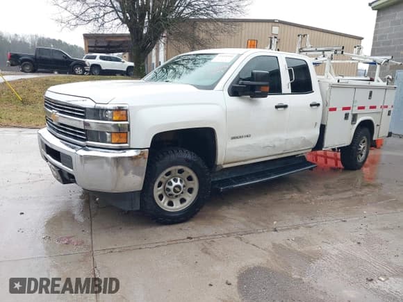 ✅ 2015 Chevrolet Silverado 3500HD • VIN: 1GB2KYEGXFZ529648 • Lot: 41455344. Listed on IAAI with 317,558 mi. Free auction sales archive from the USA and detailed vehicle history report at DreamBid. Image 18.