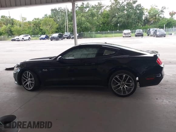 ✅ 2016 Ford Mustang GT • VIN: 1FA6P8CF0G5215157 • Лот: 43102660. Опубликован ранее на IAAI с пробегом 102 026 миль. Бесплатный доступ к архиву аукционных продаж из США и подробный отчёт об истории автомобиля на DreamBid. Изображение 14.