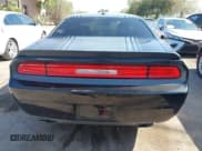 ✅ 2014 Dodge Challenger R/T 100th Anniversary Appearance • VIN: 2C3CDYBT7EH281812 • Lot: 42964715. Wystawiony na IAAI z przebiegiem 108 720 mil. Bezpłatny archiwum sprzedaży aukcyjnych z USA i szczegółowy raport historii pojazdu na DreamBid. Zdjęcie 16.