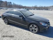 ✅ 2017 Mercedes-Benz E 400 • VIN: WDDKJ6HB8HF351171 • Lot: 46231675. Wystawiony na Copart z przebiegiem 67 299 mil. Bezpłatny archiwum sprzedaży aukcyjnych z USA i szczegółowy raport historii pojazdu na DreamBid. Zdjęcie 4.