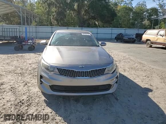 ✅ 2016 Kia Optima EX • VIN: 5XXGU4L36GG096614 • Лот: 86784105. Опубликован ранее на Copart с пробегом 141 446 миль. Бесплатный доступ к архиву аукционных продаж из США и подробный отчёт об истории автомобиля на DreamBid. Изображение 14.