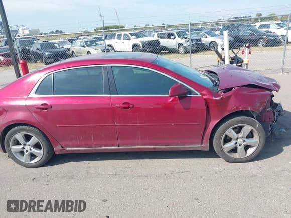 ✅ 2011 Chevrolet Malibu 2LT • VIN: 1G1ZD5EUXBF135743 • Лот: 43246808. Опубликован ранее на IAAI с пробегом 226 399 миль. Бесплатный доступ к архиву аукционных продаж из США и подробный отчёт об истории автомобиля на DreamBid. Изображение 14.